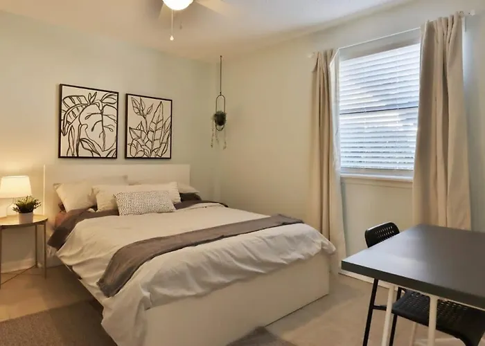 Cozy 1Br Beach Hideaway - One Block To Beach