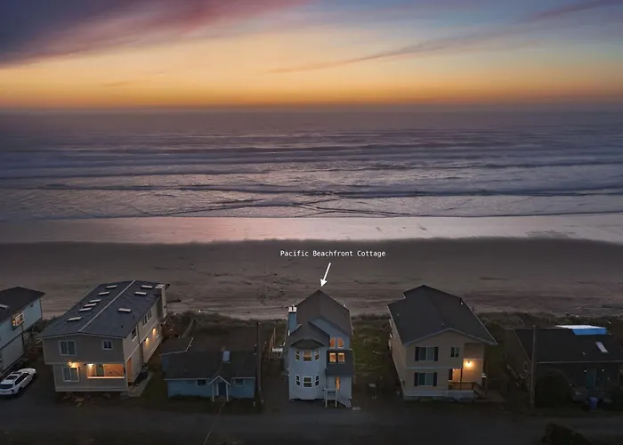 Romantic Sunset Beach Views, Hottub Pinpointstays