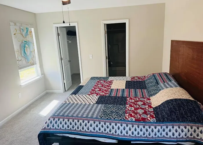 Entire Home In Statesville, Nc