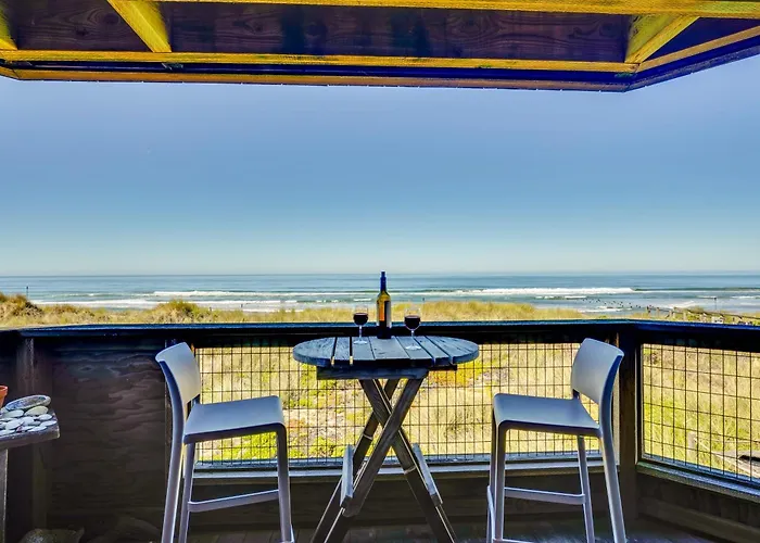 Watsonville Condo W/ Ocean Views & Beach Access