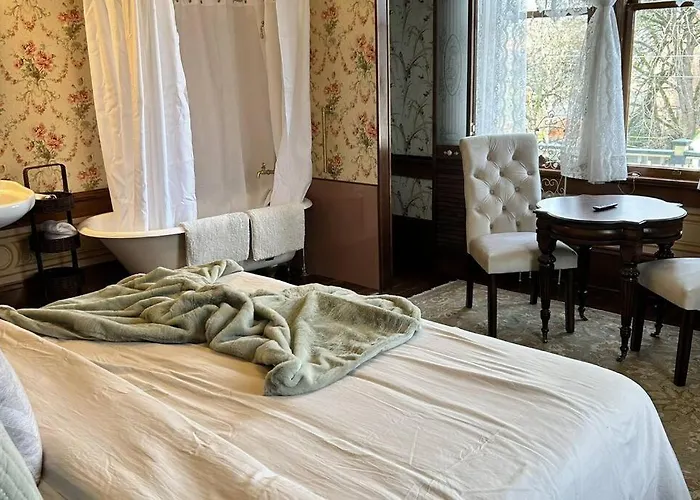 The Orth House Inn By Remotion