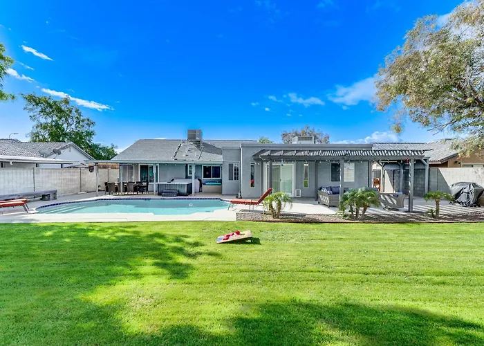 Near Spring Training! Peoria Gem W/ Pool & Hot Tub