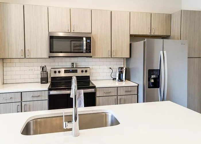 Landing Modern Apartment With Amazing Amenities