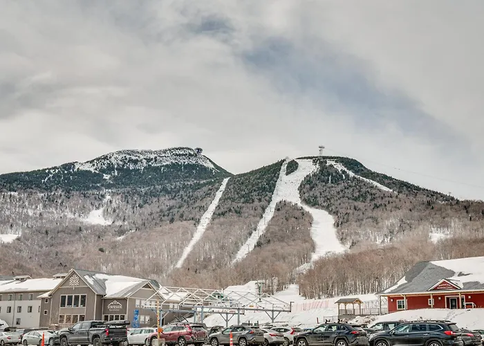 Ski-In Resort Family Condo W/ Deck At Jay Peak!