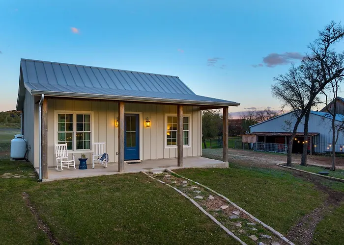 Bluebonnet Cottage With Hot Tub & Views