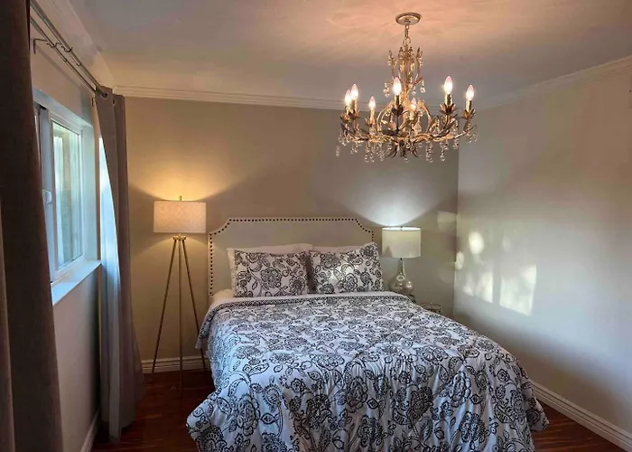 Spacious 5Br San Jose Home W Parking & Backyard