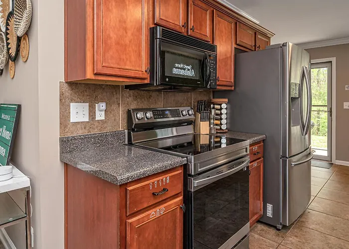 Quiet Birmingham Retreat Near Trussville Sleep 6