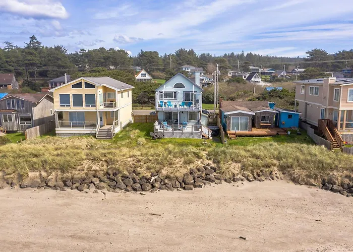 Romantic Sunset Beach Views, Hottub Pinpointstays