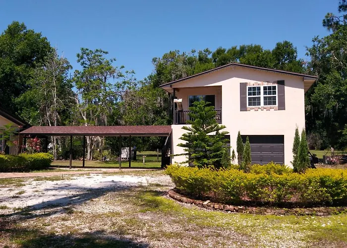 The Little Retreat, Solo, Couples & Small Families