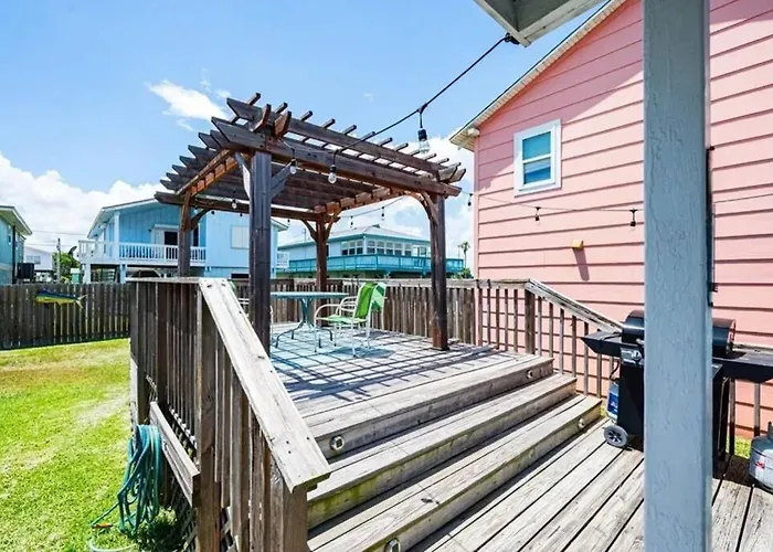 The Cottage - Downtown Rockport