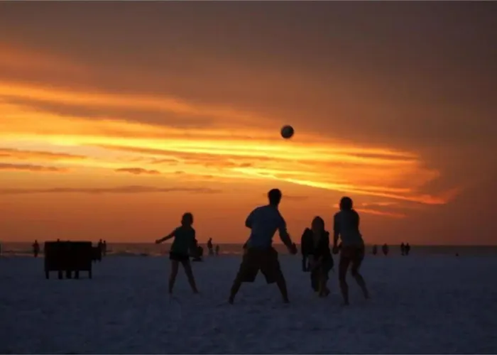 Beachfront Getaway In Siesta Key