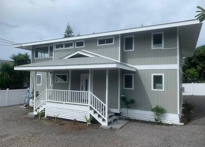 Unit A Kaiupoho - Island Elegance: Prime Spot