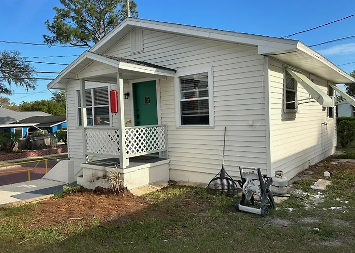 Safety Harbor Motel