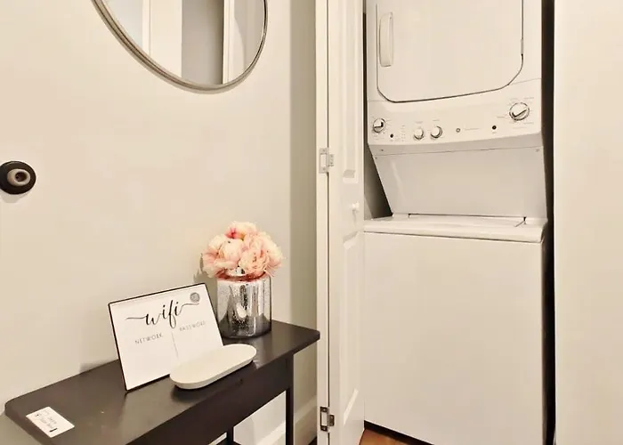 Fun Cozy Apts - 1 25 Mile Walk To Tiaa Bnk Fld