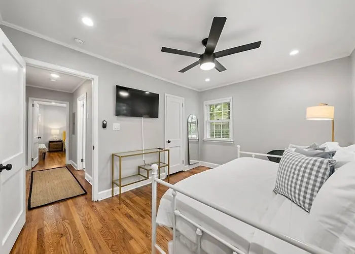 New Listing - Serene 3Br Home In Historic Norcross