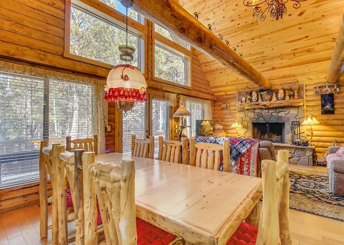 Family-Friendly Cabin W/ Fire Pit In Forest Lakes