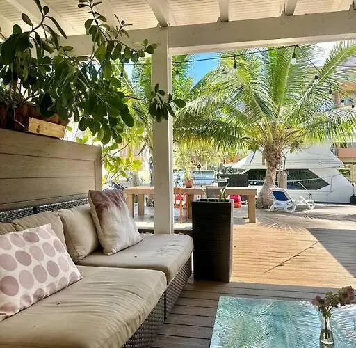 Lugar Encantador Balcon Vista Al Agua