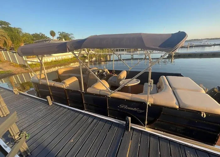 Lakefront Duplex With Pontoon Boat 3 Bed House