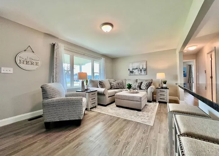 New Remodel Exquisite Master Suite Trenton, Ohio