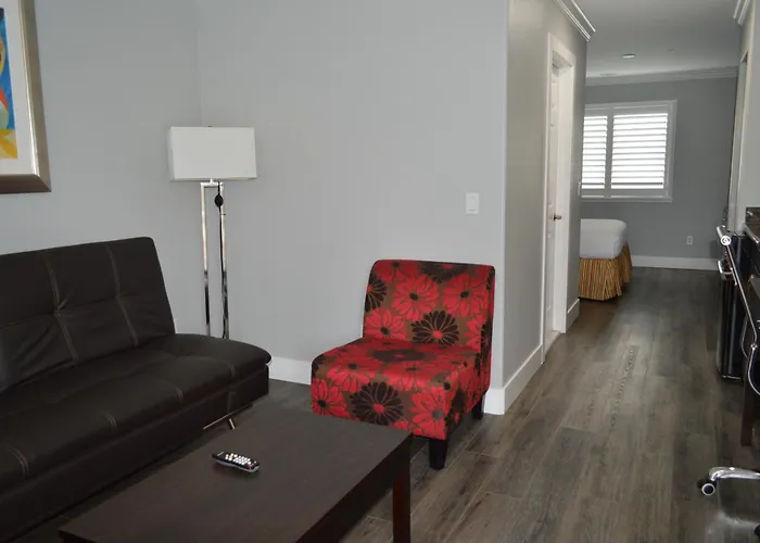 Fairview Inn & Suites