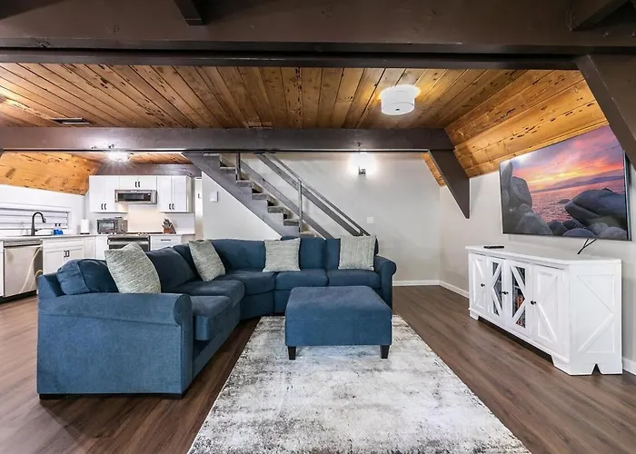 Rustic And Modern 3Bdr Tahoe Cabin