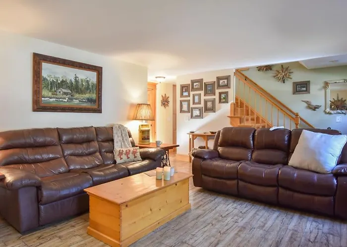 Beautiful Home W Artistic Flair