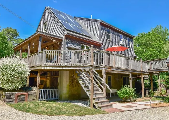 Beautiful Home W Artistic Flair