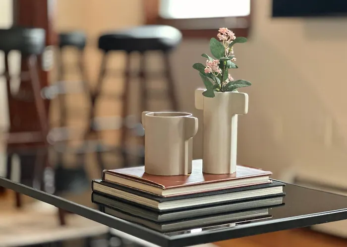 Downtown New Haven By Yale & Little Italy - Ao Destinations