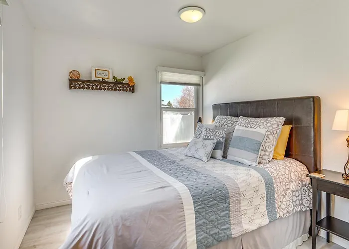 Charming Orem Home W/ Yard - Near Byu & Uvu!