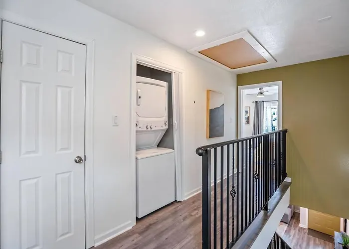 Winter Retreat 3B 3Ba Huge Backyard Mins From Downtown