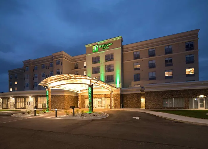 Holiday Inn & Suites Detroit - Troy By Ihg