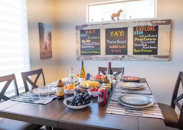 Red Canyon Bunkhouse At Kanab - New West Properties