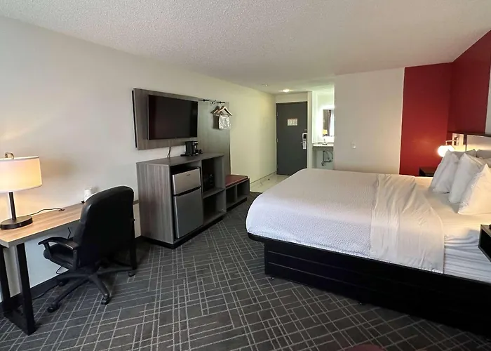 Ramada By Wyndham Waupaca