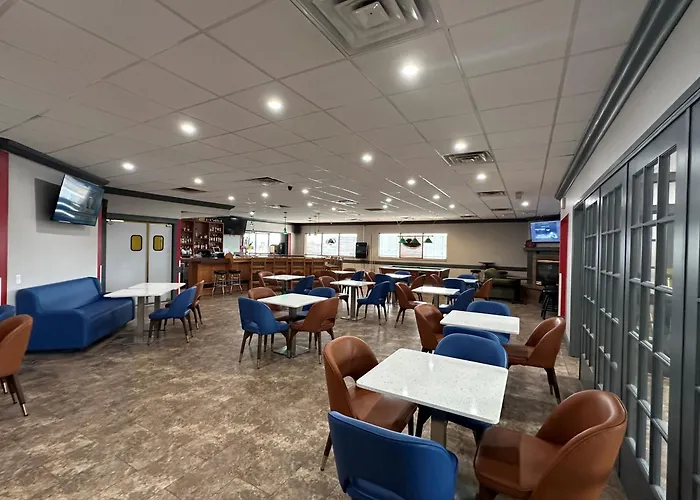 Ramada By Wyndham Waupaca