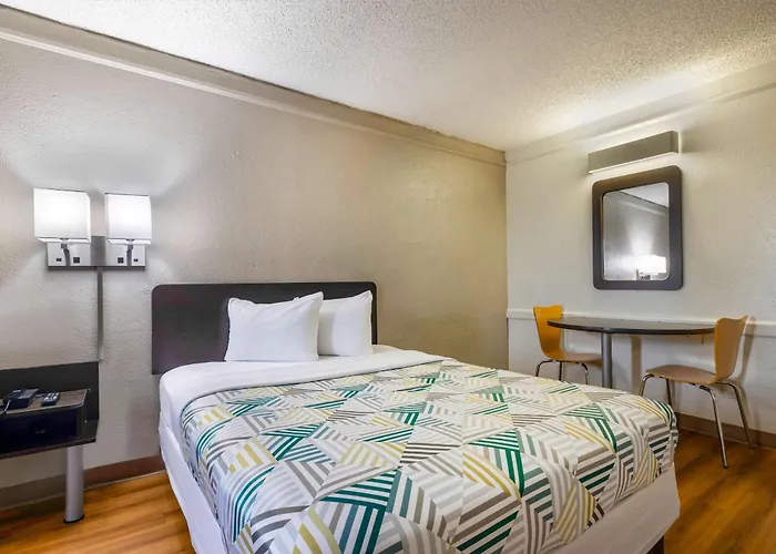 Motel 6-Beaumont, Tx