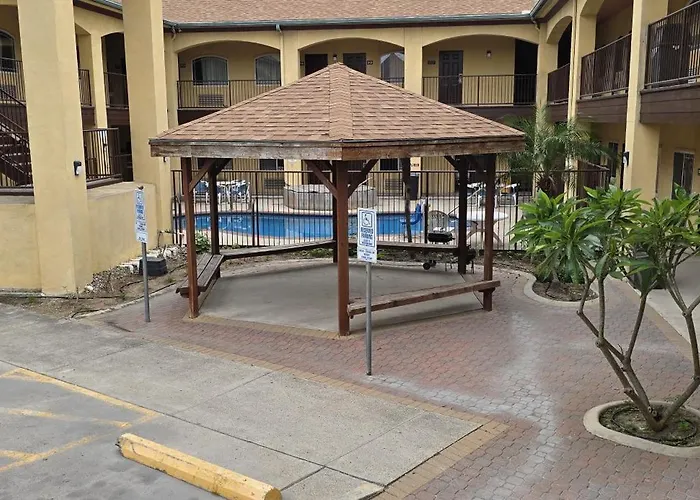 Texas Inn And Suites Rgv