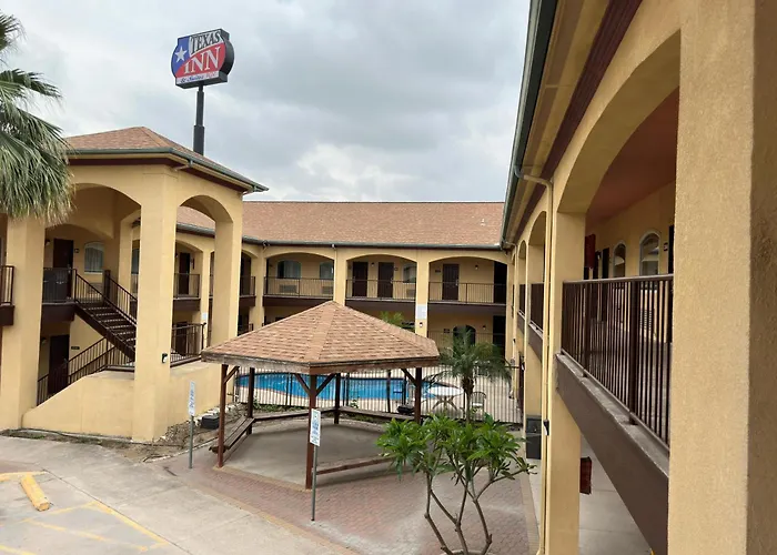 Texas Inn And Suites Rgv