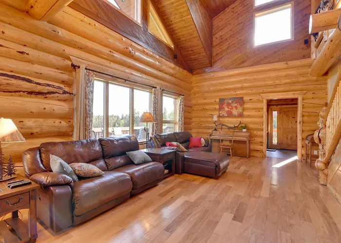 Legacy Mountain Lodge On 40-Acre Ranch W/ Views!