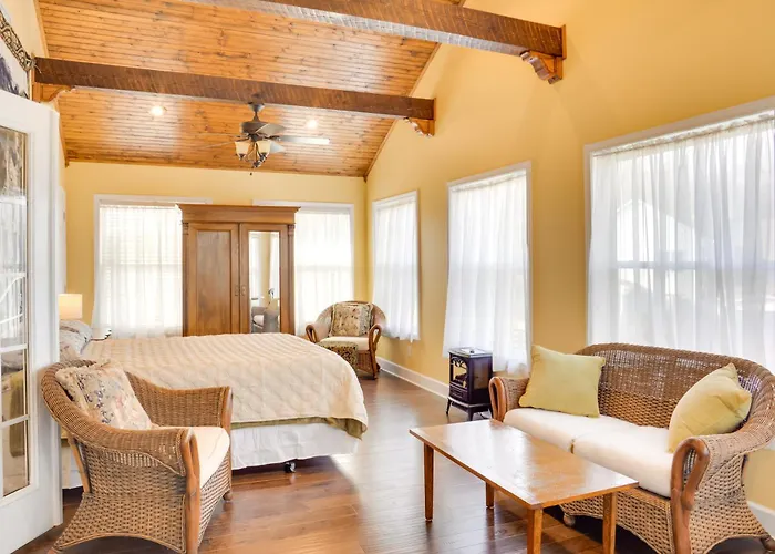 'Cumberland Cottage' - 2 Blocks To Downtown Dover!