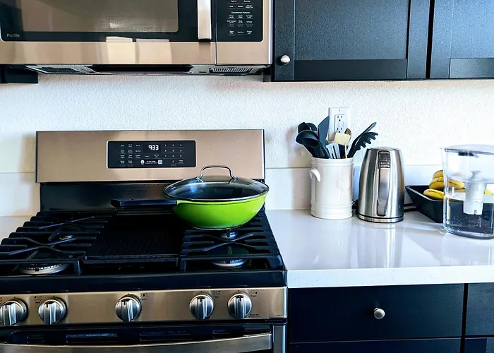 Modern, Spacious & Relaxing Home In Sparks, Nv