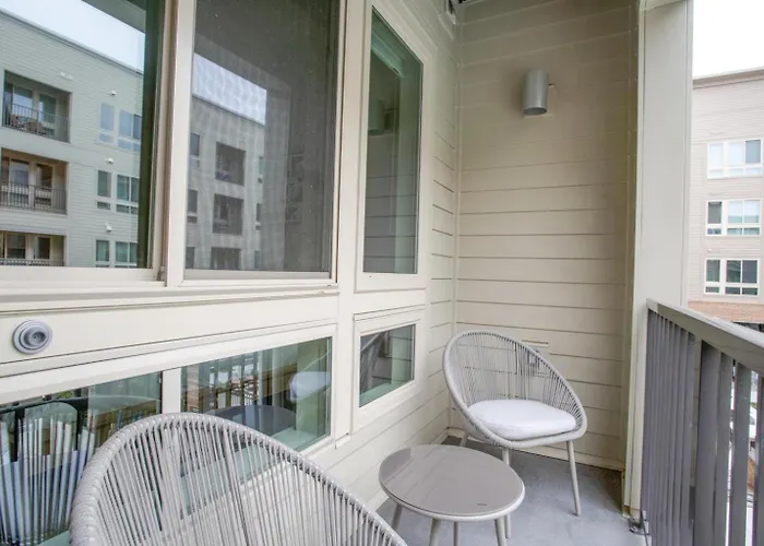 Relax In Style Minutes From Dc And Alexandria