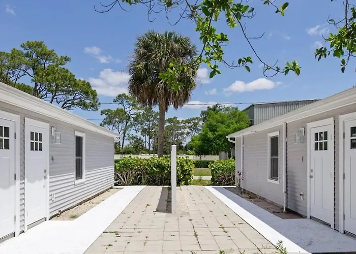 Superb Bonita Springs Residence Near Downtown