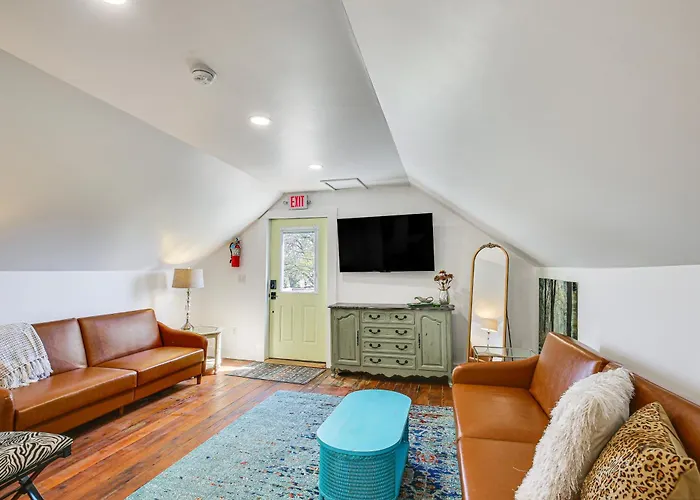 New Melle Apartment Near Missouri Wine Country