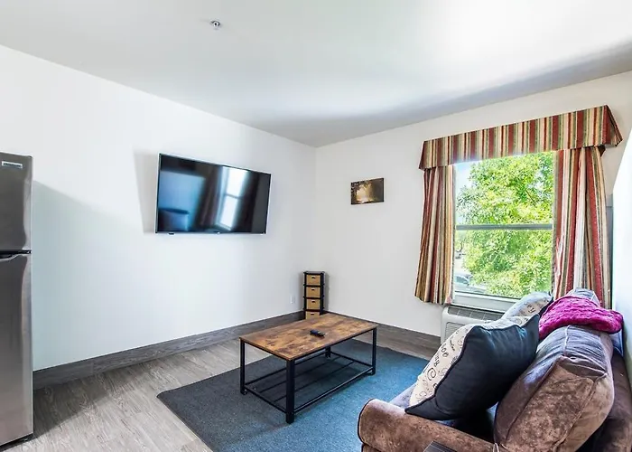 Vistas 216- Renovated Central Sierra Vista Long Term Discounts