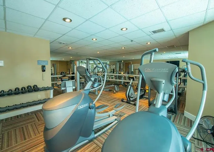Studio 211 - Perfect Location With Pool And Hot Tub