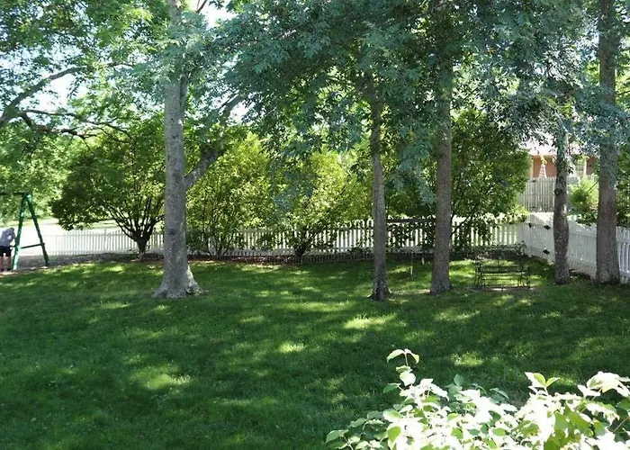 3-Bedroom Retreat With Private Yard