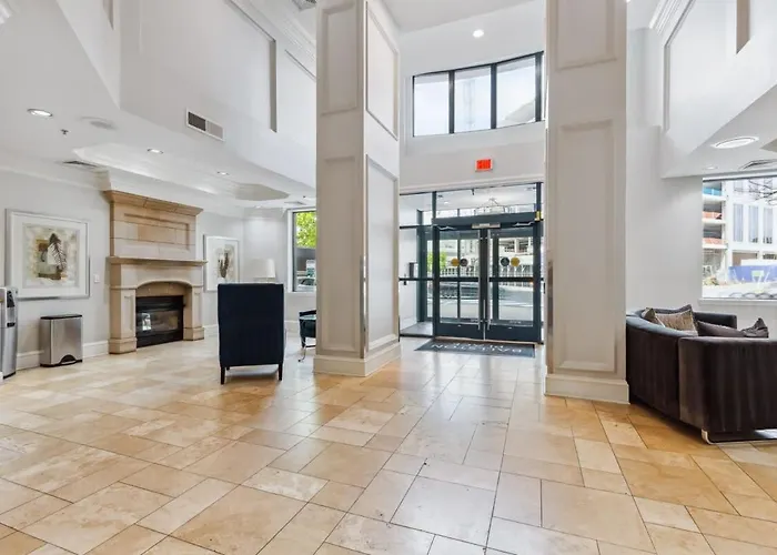 2Br Executive City Suite With Gym & Pool