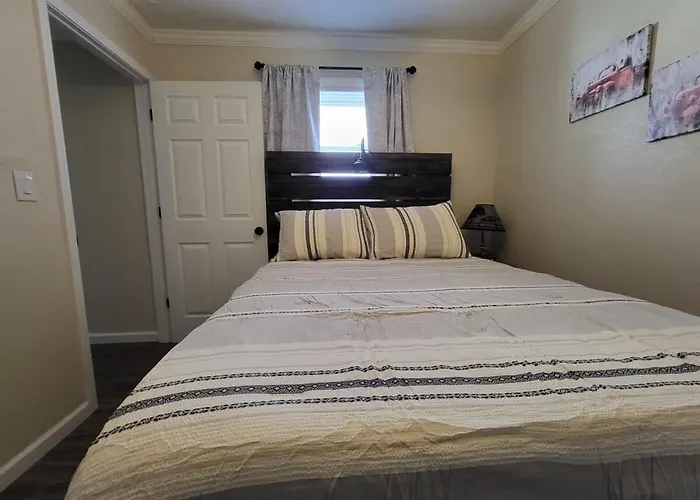 Country Roads 1Br Apartment Near Ttu & Downtown