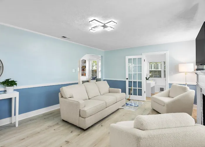 Forest Hills Manor