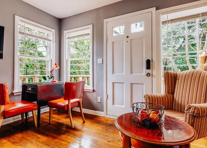 Award-Winning Treehouse Near Campus & Stadium, Perfect For Game Days